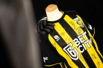 foto 2 Gesigneerd Vitesse shirt